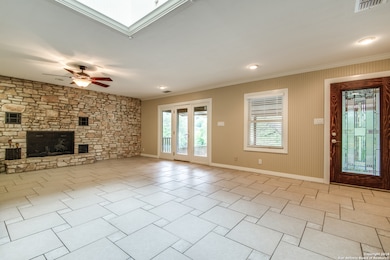 20686 Scenic Loop Rd, Helotes, TX 78023 - photo 5