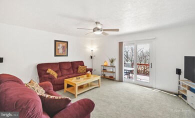 11200 Cristins Cir, Hagerstown, MD 21742 - photo 6