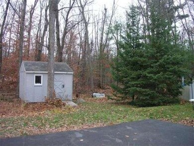 94 Minott St, Gardner, MA 01440 - photo 2