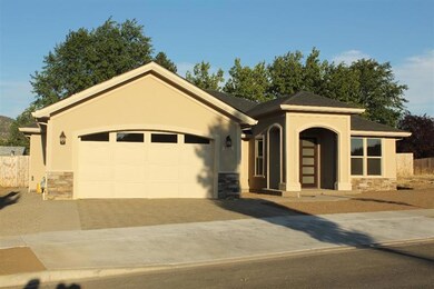 2684 Montara Dr, Medford, OR 97504 - photo 5