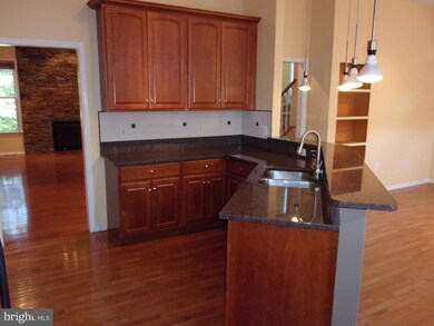 20718 Riptide Square, Sterling, VA 20165 - photo 3