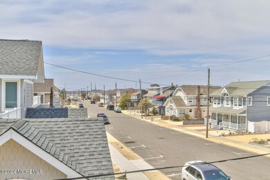 4 Camden Ave Up Lavallette NJ-large-014