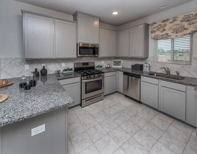 27091 Grey Fox Run, Magnolia, TX 77354 - photo 2