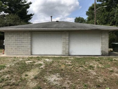 2-1/2 garage