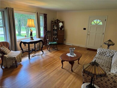 3505 Vernon St, Greensboro, NC 27408 - photo 7