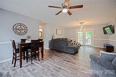 164 Candlestick Dr, Statesville, NC 28625 - photo 5