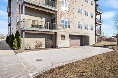 122 Wisconsin St, West Bend, WI 53095 - photo 4