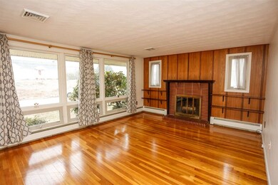 134 Crosbie St, Manchester, NH 03104 - photo 6