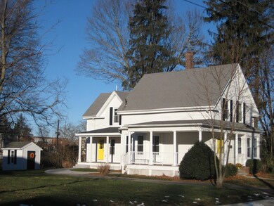 28 Queen St, Franklin, MA 02038 - photo 2