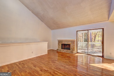 871 Lost Creek Cir, Stone Mountain, GA 30088 - photo 4