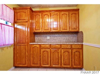 1903 Miles St, Copperas Cove, TX 76522 - photo 3