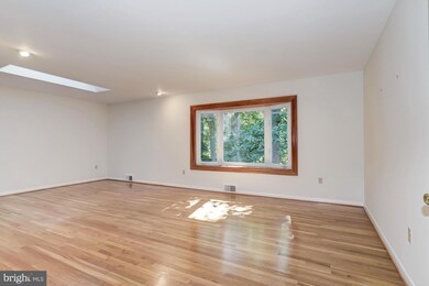 14311 Briarwood Terrace, Rockville, MD 20853 - photo 4