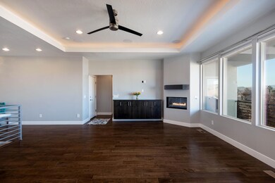 1240 n 1240 w (6 of 39)