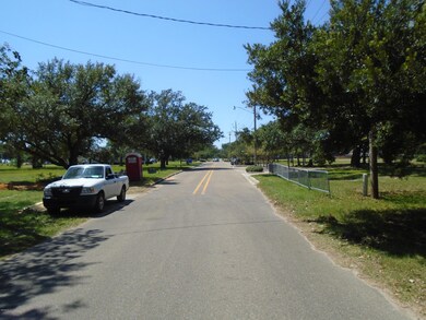 122 E 4th St [03]