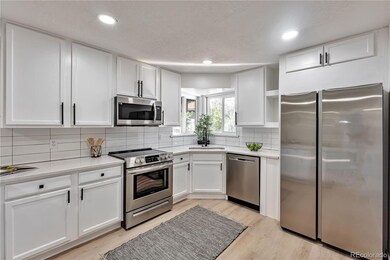 1035 Lansing St, Aurora, CO 80010 - photo 4