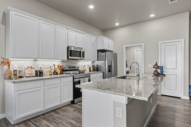 1327 Red Cliff Ave, Odessa, TX 79765 - photo 5