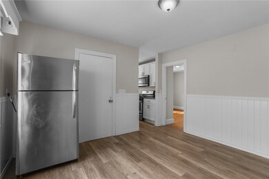 196 Wardlaw Ave, Providence, RI 02908 - photo 4