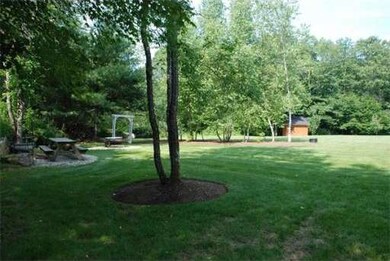 199 Barlow Cemetery Rd, Woodstock, CT 06281 - photo 4