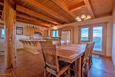 dining_2