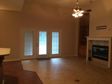 1404 Red Oak Dr, Crestview, FL 32539 - photo 4