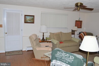 818 Lincoln Dr, Brookhaven, PA 19015 - photo 7