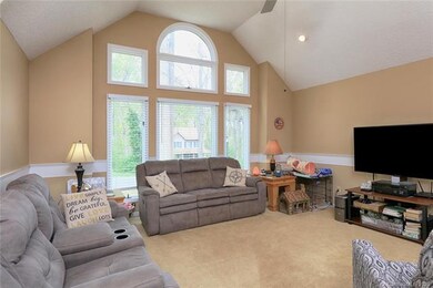 152 Eastwood Dr, Statesville, NC 28625 - photo 4