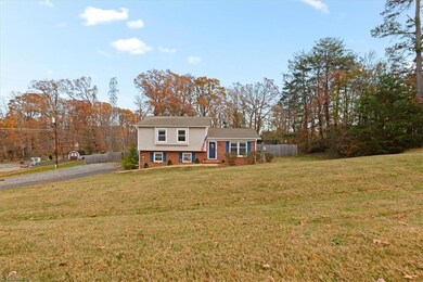 108 Logan Ct, King, NC 27021 - photo 3