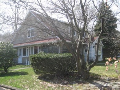 920 N Garibaldi Ave, Bangor, PA 18013 - photo 2