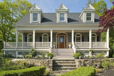 237 Leavitt St, Hingham, MA 02043 - photo 3