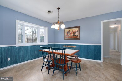 301 Anna Ln, Sykesville, MD 21784 - photo 6