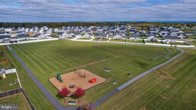 421 Switchgrass Ct, Bunker Hill, WV 25413 - photo 5