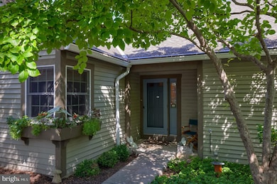 2018 Meadow Glen, Wyomissing, PA 19610 - photo 2