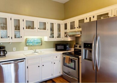 Kitchen (2)