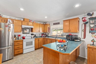 11-web-or-mls-1436-marcy-loop-rd