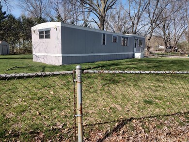 7326 N Lilac Ln, Michigan City, IN 46360 - photo 2