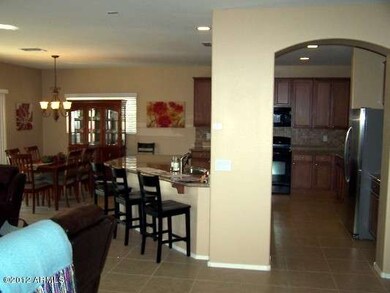 Breakfast Bar seats  6