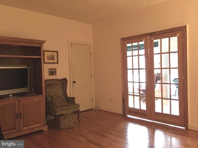 7256 Greenwich Rd unit B, Nokesville, VA 20181 - photo 5