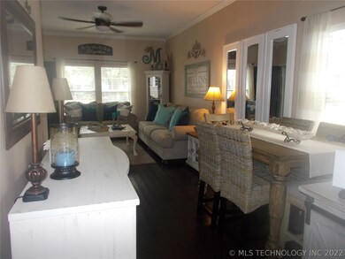 406 E 6th St, Claremore, OK 74017 - photo 4