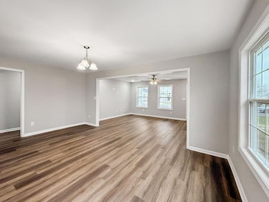 203 Charles Carr Dr, Harrodsburg, KY 40330 - photo 6