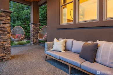 2989 NE Davis Loop, Issaquah, WA 98029 - photo 3