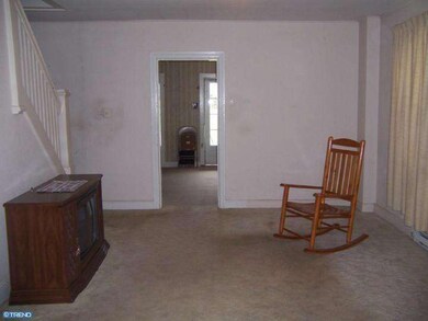 403 S 7th St, Emmaus, PA 18049 - photo 6