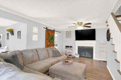 7023 E Greensburg Rd, Franklin, IN 46131 - photo 6