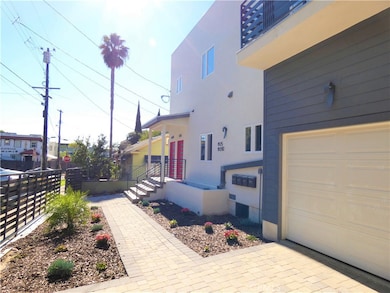 1923 Holly Dr, Los Angeles, CA 90068 - photo 3