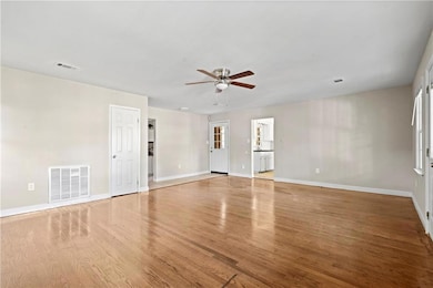 207 Tanglewood Dr, Warner Robins, GA 31093 - photo 4