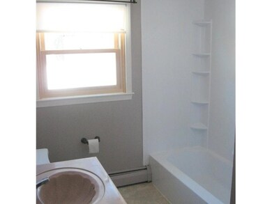 Bathroom. 1st floor