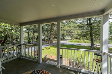 920 Bray Ave, Laurel, NY 11948 - photo 4