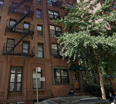 148 E 84th St unit 3C, New York, NY 10028 - photo 2