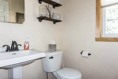 2709 Loveland Ave, Erie, PA 16506 - photo 7