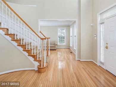 4972 Marshall Crown Rd, Centreville, VA 20120 - photo 3