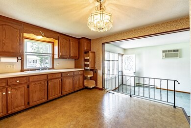 38 Calvin Cir, West Springfield, MA 01089 - photo 3